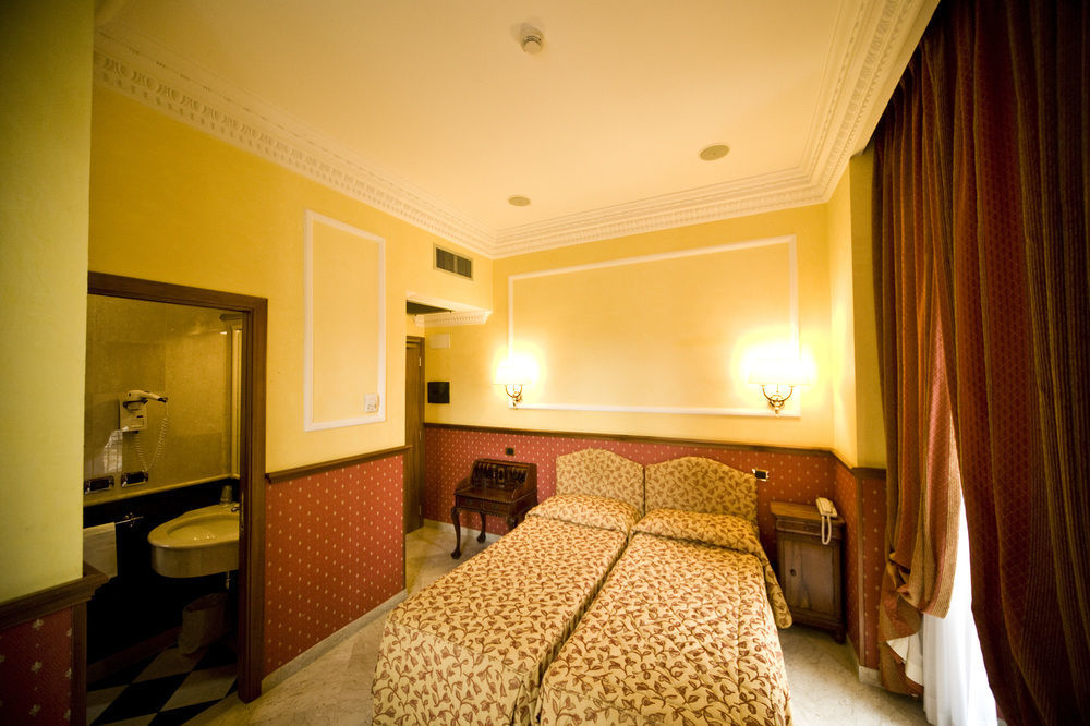 Hotel Donatello Roma Exterior foto